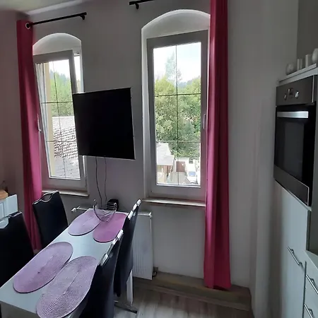 Apartamento Lakeside Comfort With Garden Burgk (Saale-Orla-Kreis)