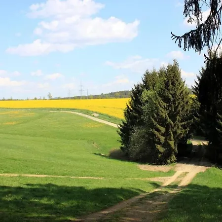 Apartamento Lakeside Comfort With Garden *