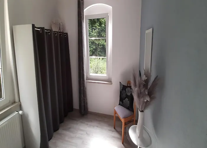 Lakeside Comfort With Garden Burgk (Saale-Orla-Kreis)